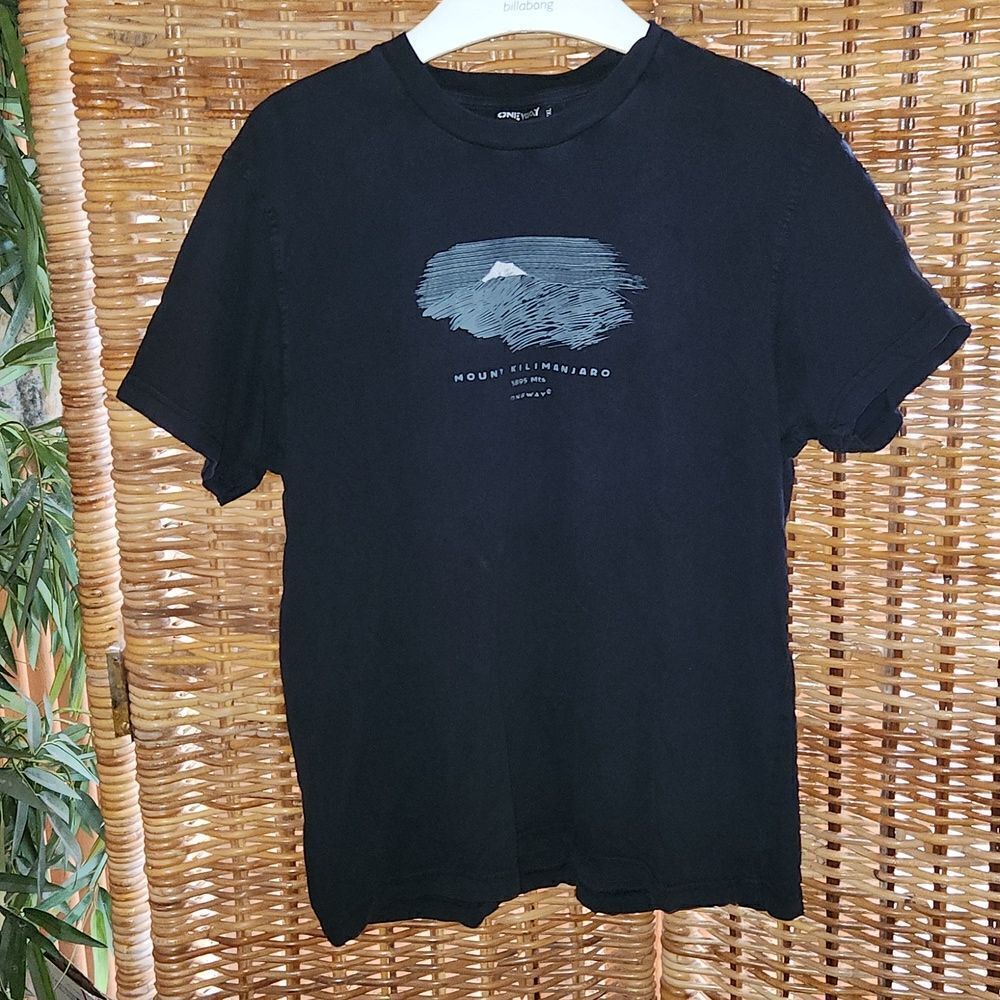MT. Kilimanjaro Shirt XXL